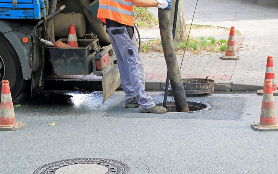 pompe déboucheur canalisation Maurepas